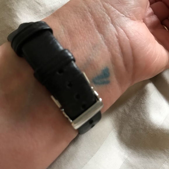 Emporio Armani Ladies Watch - Picture 2 of 13